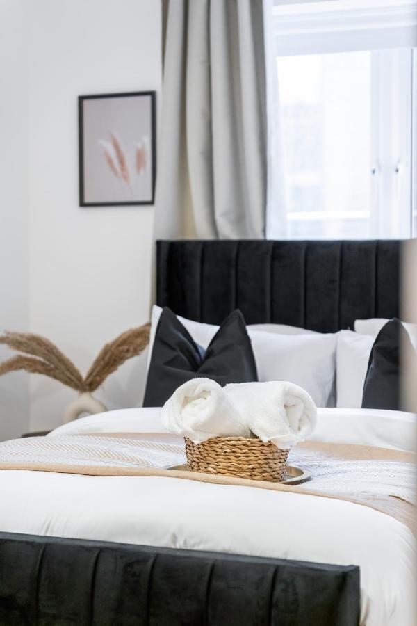 Chic 3 Bed Apartment Near London Bridge With Balcony Extérieur photo