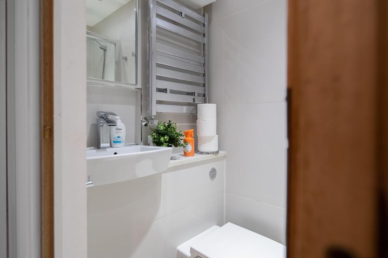 Chic 3 Bed Apartment Near London Bridge With Balcony Extérieur photo